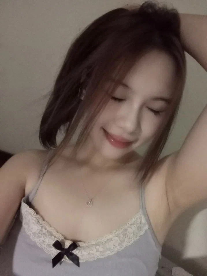 Đã quan hệ với một cô gái gợi cảm ngay lần gặp đầu tiên